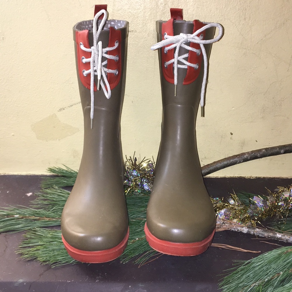 Rainboots
